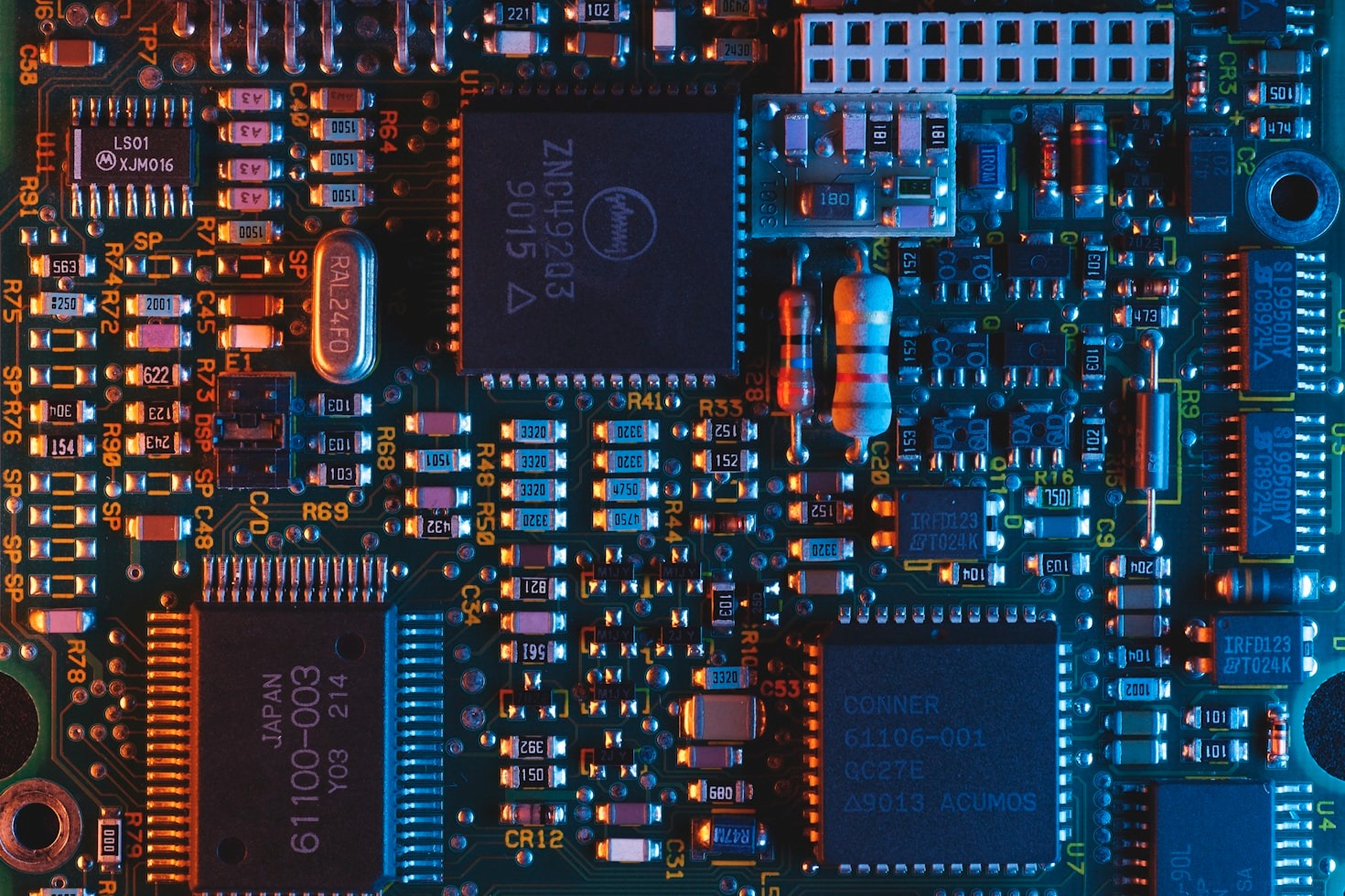 Top Benefits of Purchasing Repaired Electronics